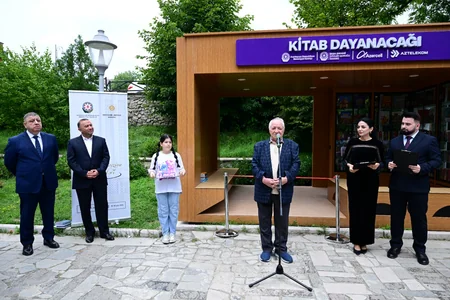 Şuşada Kitab dayanacağı istifadəyə verilib