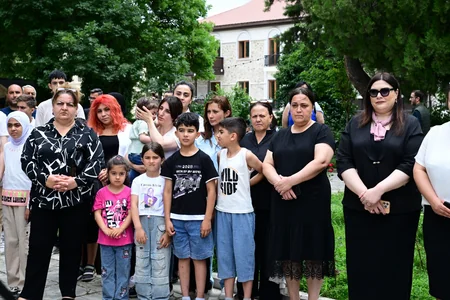 Şuşada Kitab dayanacağı istifadəyə verilib