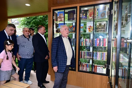 Şuşada Kitab dayanacağı istifadəyə verilib