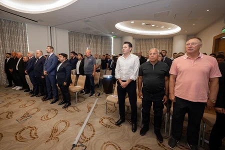 Sabahın Ulduzları layihəsi çərçivəsində imza mərasimi keçirilib