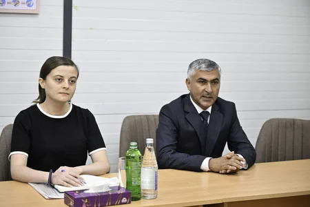Məcnun Məmmədov Kəlbəcərdə vətəndaşları qəbul edib