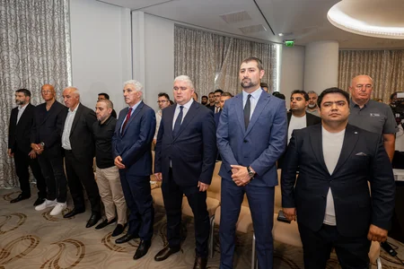Sabahın Ulduzları layihəsi çərçivəsində imza mərasimi keçirilib