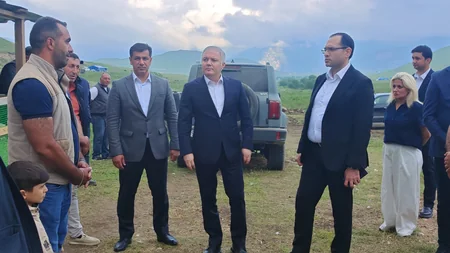 Kəlbəcərdə təsərrüfatlara və tikinti işlərinə baxış keçirilib