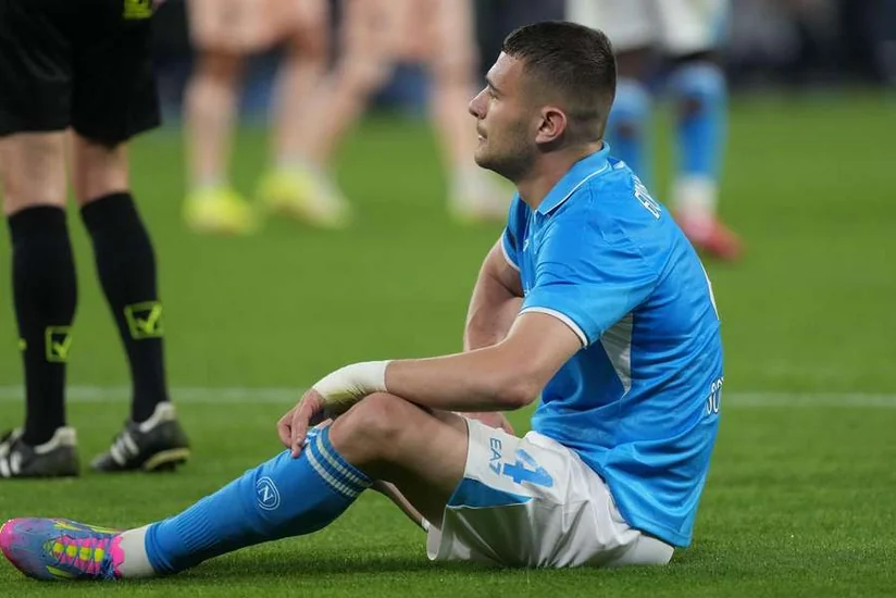 Napolinin futbolçusu Alessandro Buoncorno əməliyyat olunub