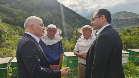 Kəlbəcərdə təsərrüfatlara və tikinti işlərinə baxış keçirilib