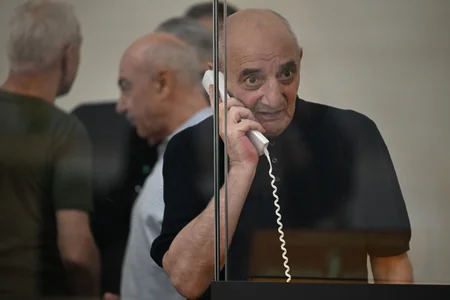 Ermənistan vətəndaşlarının şikayətləri üzrə apellyasiya məhkəməsində prokurorlar çıxışa başlayıb