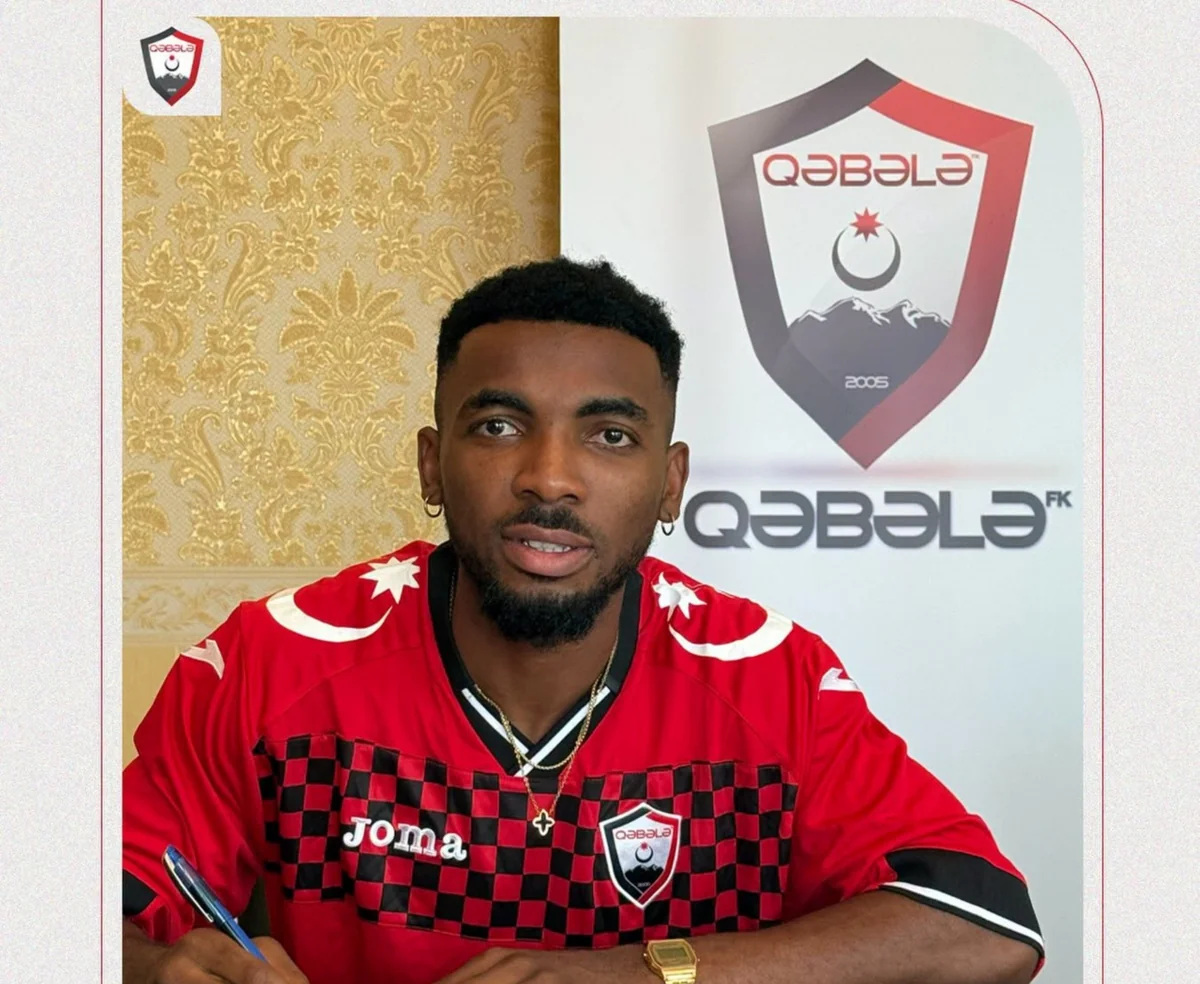 Qəbələ nigeriyalı futbolçu Uboçioma Meşakla anlaşıb