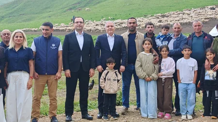 Kəlbəcərdə təsərrüfatlara və tikinti işlərinə baxış keçirilib