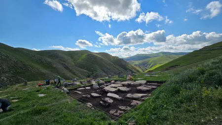 Xarxar nekropolunda 500-ə yaxın qəbir abidəsi aşkarlanıb