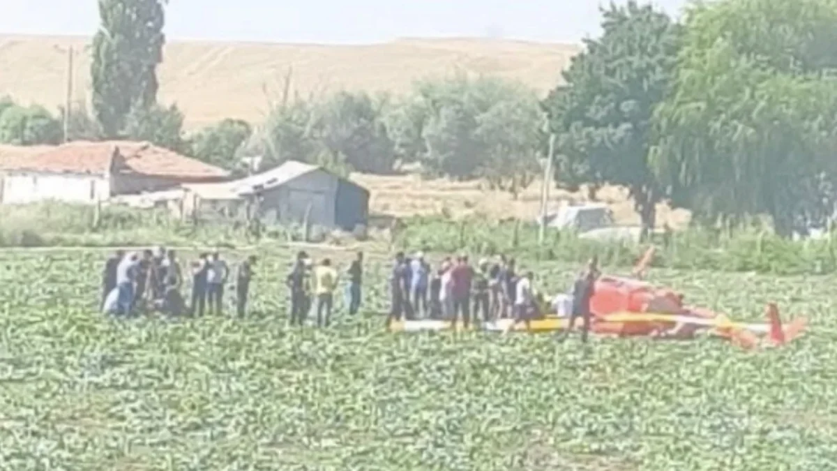 Training helicopter crashes in Ankara, pilot killed