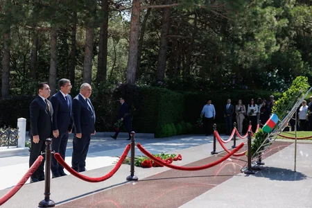 MEDİA, Audiovizual Şura və Mətbuat Şurasının nümayəndələri Fəxri xiyabanı ziyarət edib