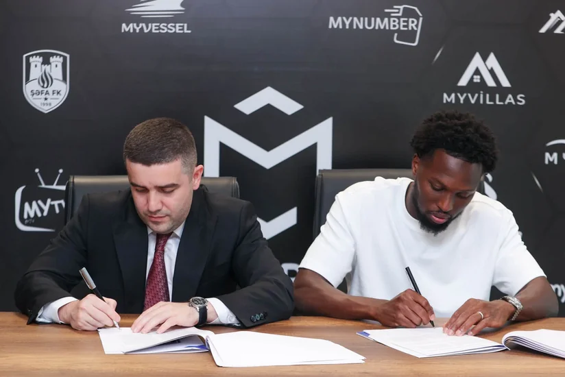Şəfa qvineyalı futbolçu Bafode Dansoko ilə müqavilə imzalayıb