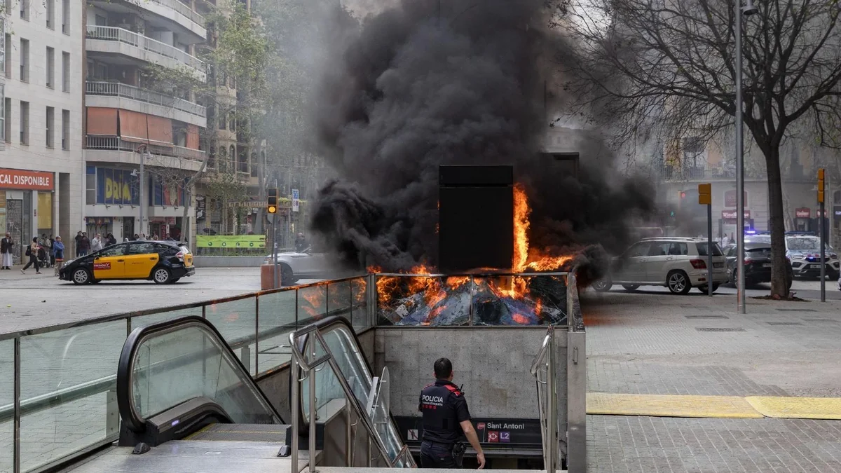 8 injured in gas explosion near metro station in Barcelona