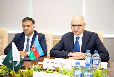 Azerbaijan, Pakistan to draft professional training memorandum