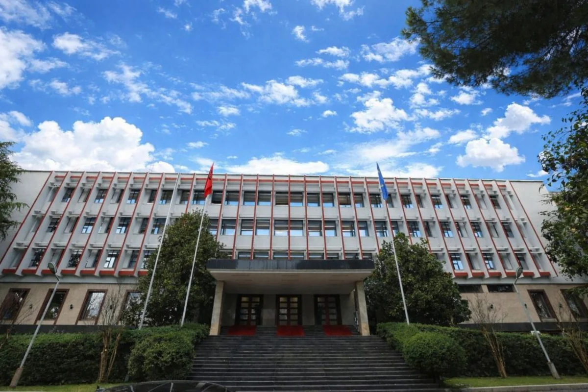 Albaniya Rusiyanın Ukraynada Latviyanın fəxri konsulluğunu hədəf almasını qınayıb
