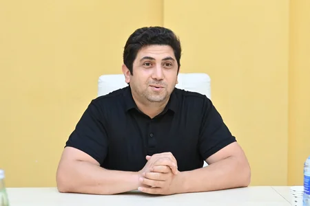 Emin Əmrullayev Saatlıda vətəndaşları qəbul edib
