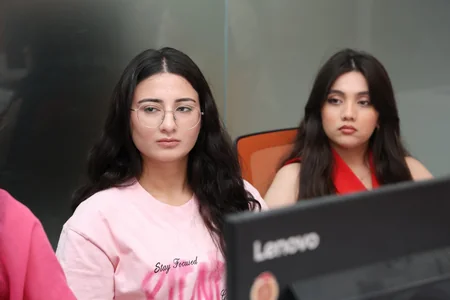 Yazıçı Nihat Pir: Ədəbiyyat cəmiyyəti dəyişən ən böyük alətdir