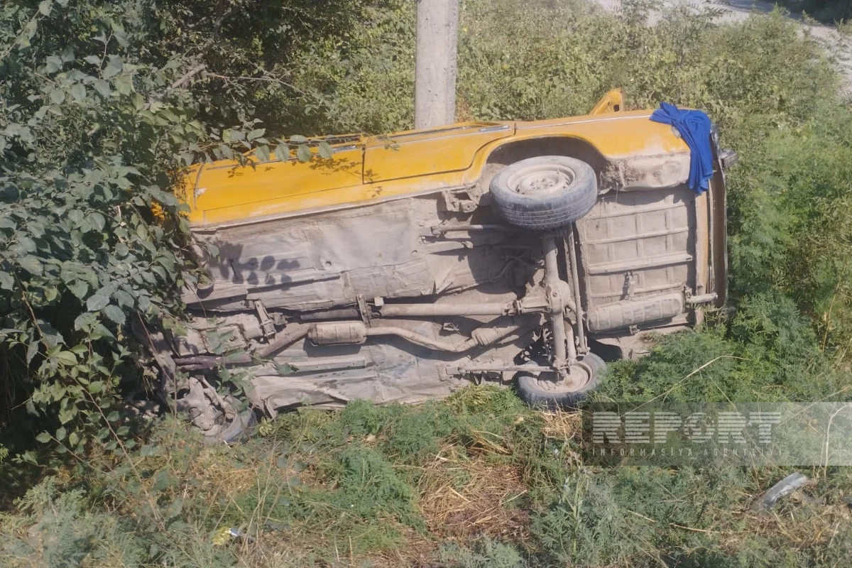 Kürdəmirdə zəncirvari yol qəzası olub, iki nəfər xəsarət alıb