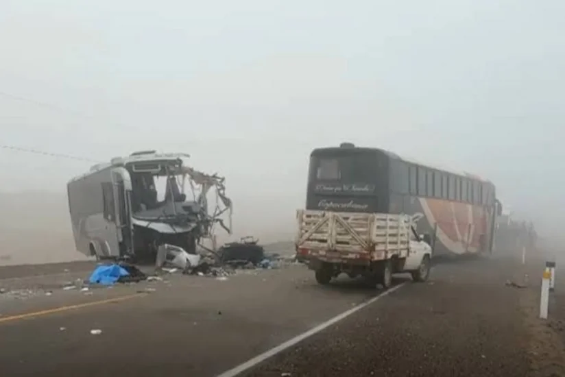 Peruda avtobusların toqquşması zamanı beş nəfər həlak olub