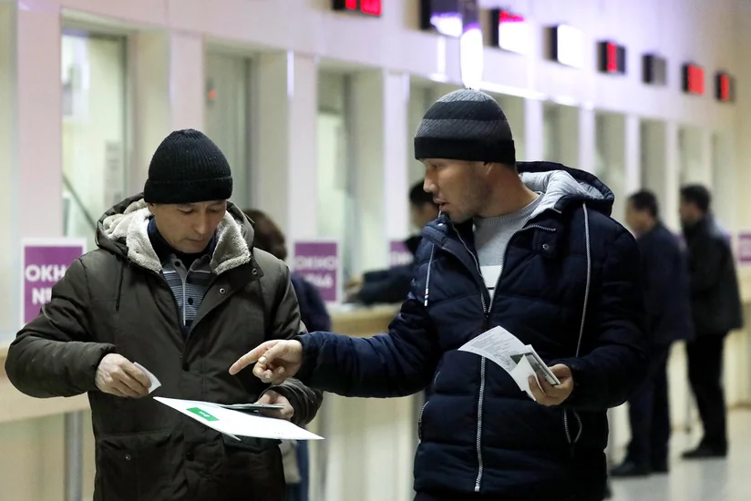 В РФ ужесточаются требования к мигрантам