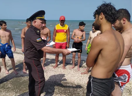 Vətəndaşlara çimərliklərdə təhlükəsizlik qaydaları izah edilib