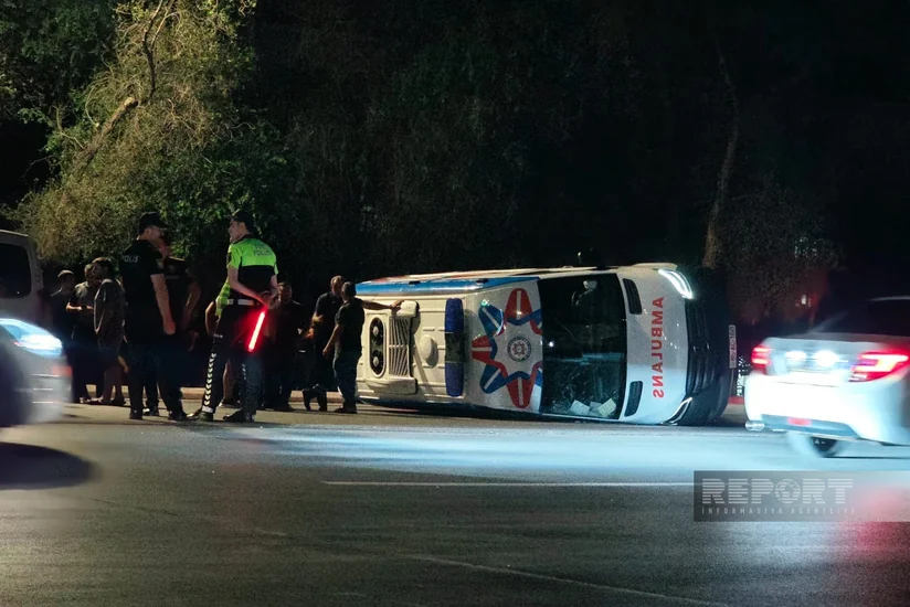 Naxçıvanda təcili tibbi yardım avtomobili qəzaya düşərək aşıb, 4 nəfər xəsarət alıb