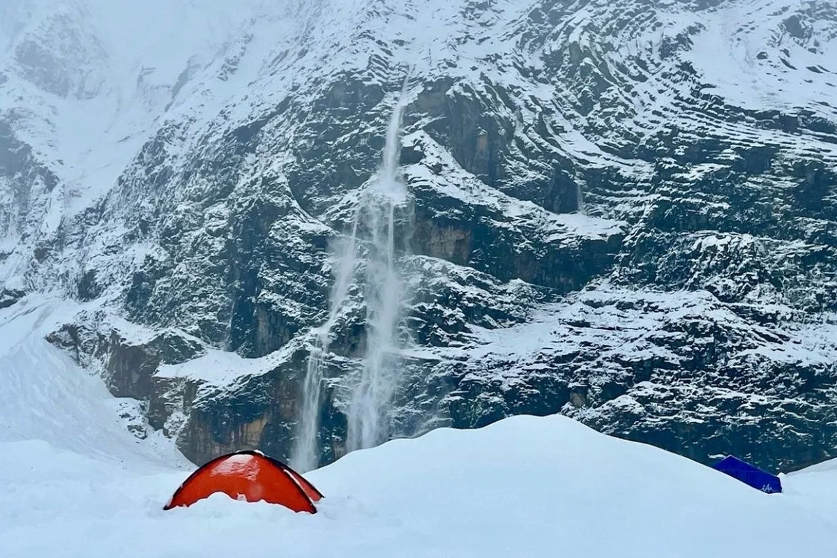 Elbrus dağında həlak olan alpinistlərin meyitləri tapılıb