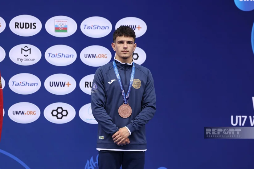 Orxan Həbibliyə dünya çempionatının bürünc medalı təqdim edilib