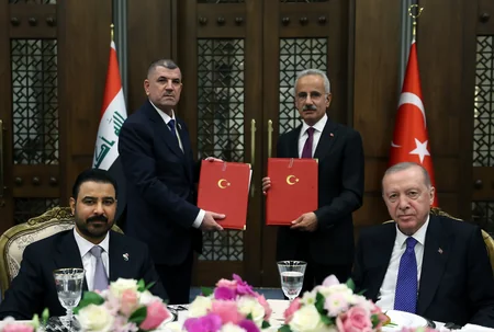 Türkiyə təbii sərvətlər qarşılığında İraqda infrastruktur yeniləmələrində iştirak edəcək