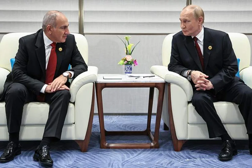 Aİ, yoxsa Aİİ? - Putin Paşinyanı seçim qarşısında qoydu - ŞƏRH
