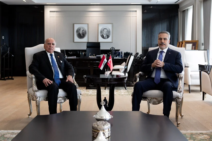 Turkish, Iraqi FMs discuss energy, trade and security cooperation
