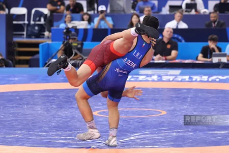 Azərbaycan güləşçisi İsfahan Həsənov dünya çempionatında gümüş medal qazanıb