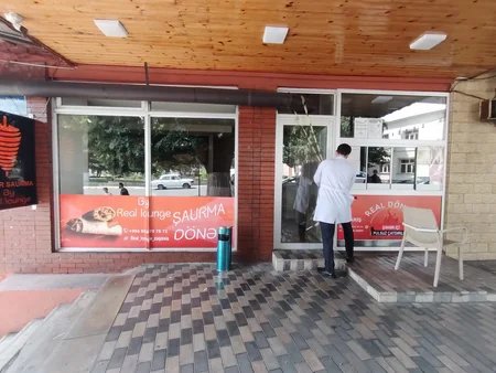 Zaqatalada 14 nəfərin dönərdən zəhərləndiyi ehtimal olunan kafenin fəaliyyəti dayandırılıb
