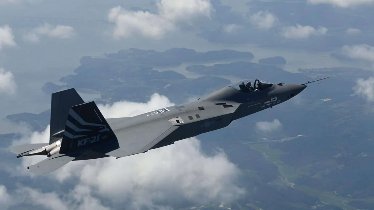 Южная Корея завершила разработку истребителя KF-21 собственного производства