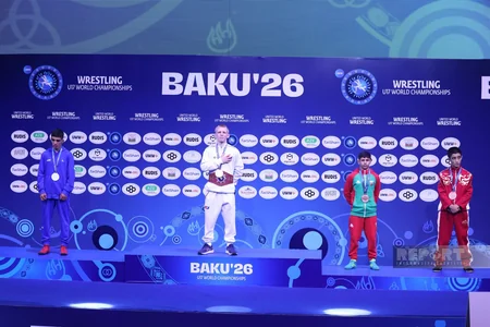 Dünya çempionatı: Gümüş medal qazanan Əli Cavadlı mükafatlandırılıb