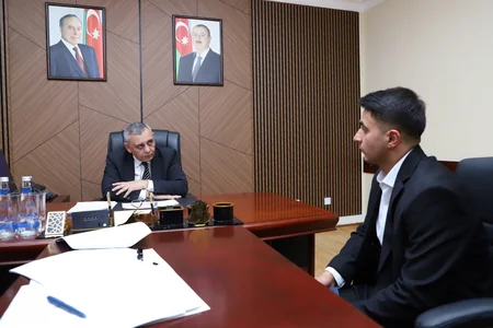 Mürsəl İbrahimov Goranboyda vətəndaşların problemlərini dinləyib