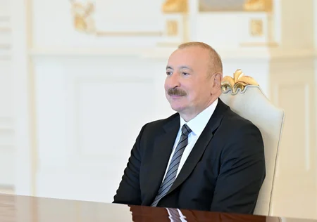 İlham Əliyev Dünya Güləş Birliyinin prezidentini qəbul edib