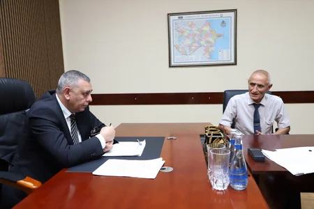 Mürsəl İbrahimov Goranboyda vətəndaşların problemlərini dinləyib