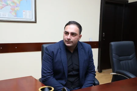 Mürsəl İbrahimov Goranboyda vətəndaşların problemlərini dinləyib