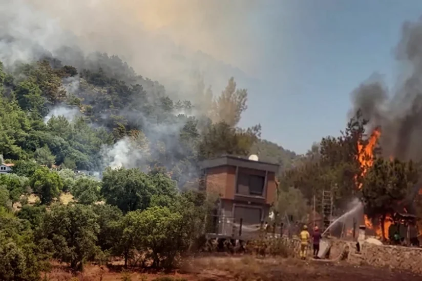 Türkiye deploys more resources as wildfires spread