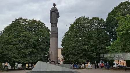 Hürrəm Sultanın xatirəsinə vətəni Roqatində abidə ucaldılıb, adına küçə verilib