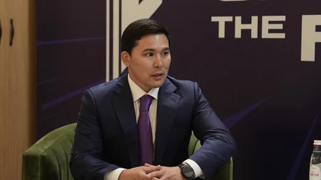 Fərid Qayıbov Kayrat Sarıbay ilə gənclər sahəsində əməkdaşlığı müzakirə edib