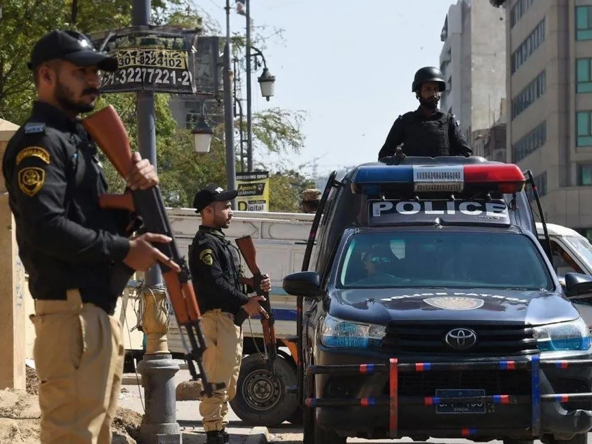 Nine police officers killed, 28 injured in Pakistan checkpost attack