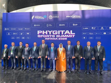 Fərid Qayıbov Kayrat Sarıbay ilə gənclər sahəsində əməkdaşlığı müzakirə edib