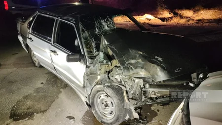 Göygöldə yol qəzasında ana və qızı yaralanıb