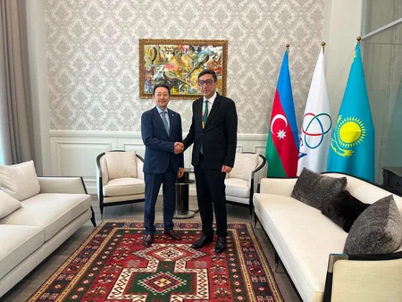 Fərid Qayıbov Kayrat Sarıbay ilə gənclər sahəsində əməkdaşlığı müzakirə edib