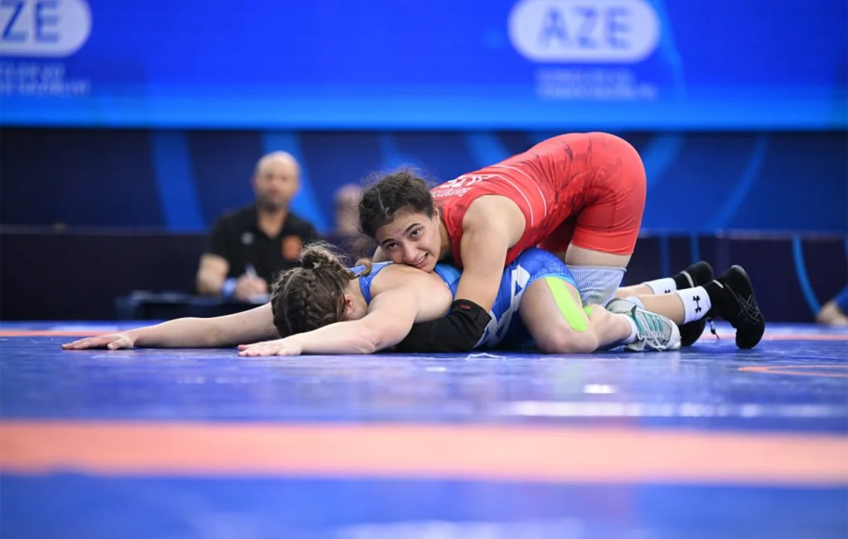 Azerbaijani wrestlers compete on day four of U17 World Championships