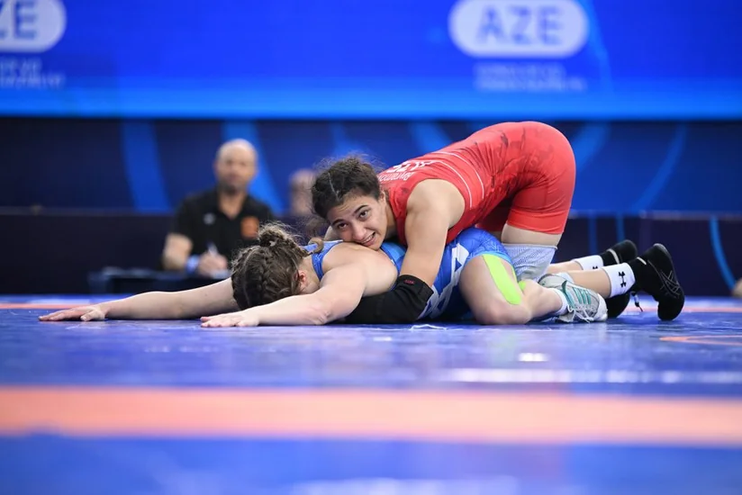 Две азербайджанские спортсменки сохраняют шансы на медали чемпионата мира U-17
