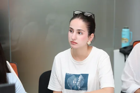 Bahəddin Həzi Report Media Məktəbində: Jurnalistika gündəmin ədəbiyyatıdır