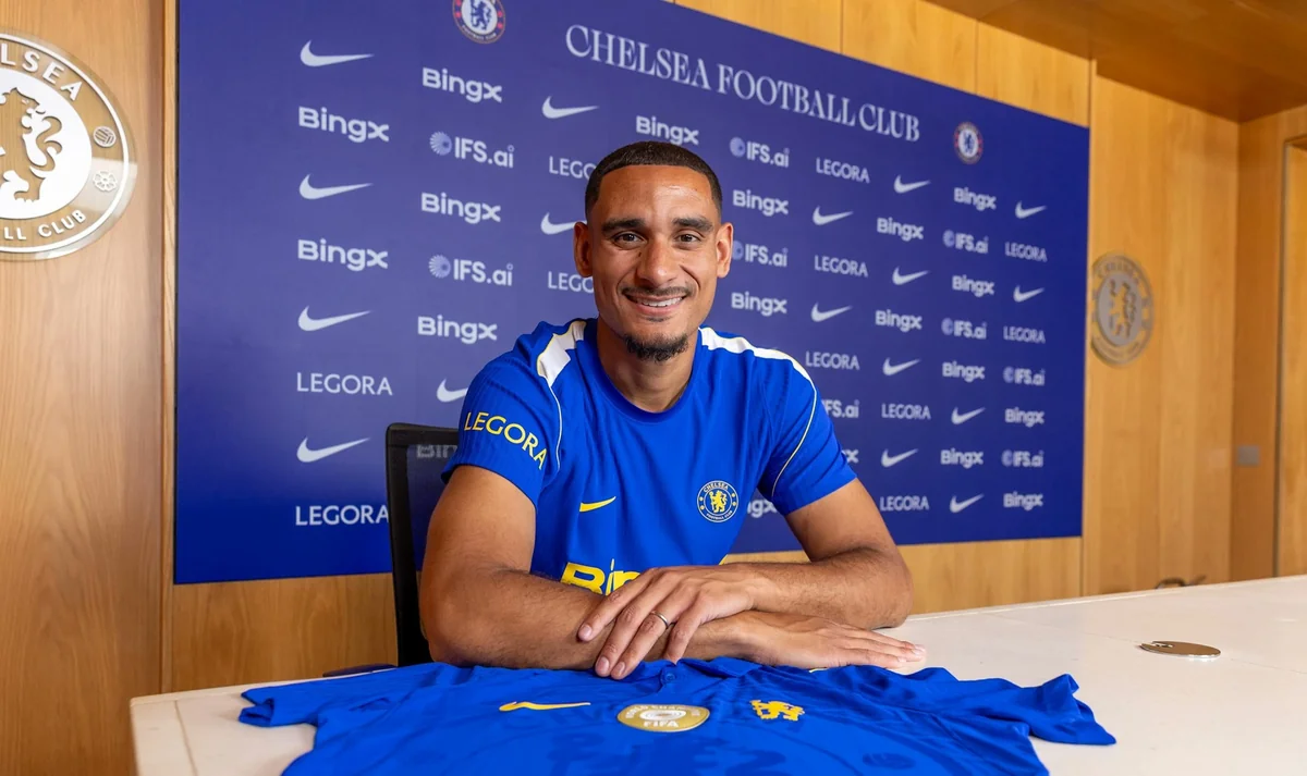 Çelsi Maksens Lakruanın transferini rəsmiləşdirib